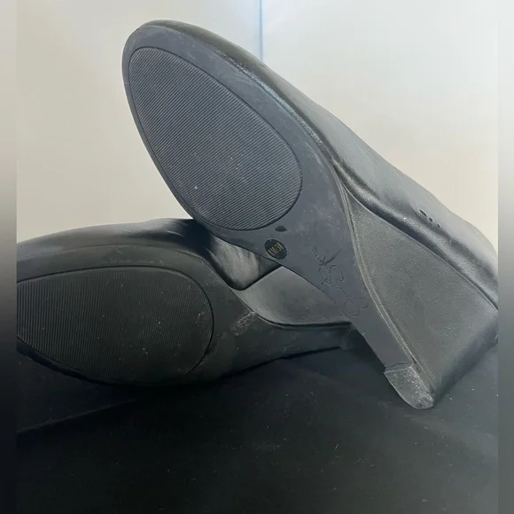 Jessica Simpson Women's Sampson Wedge Pump - Picture 2 of 7